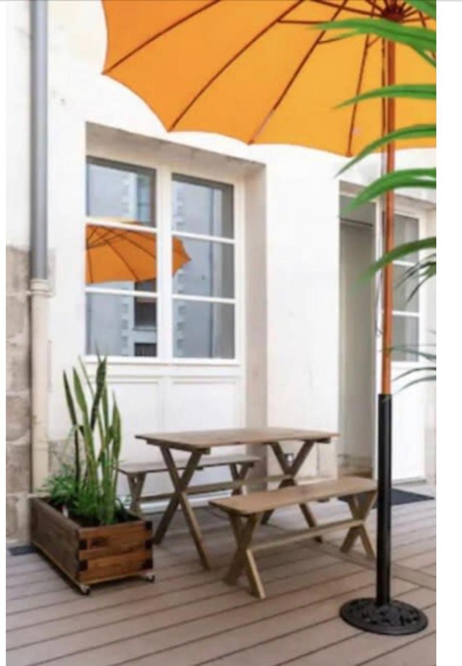 Appartamento Havre de paix- hyper centre 2/4 pers avec terrasse privée Nantes Esterno foto