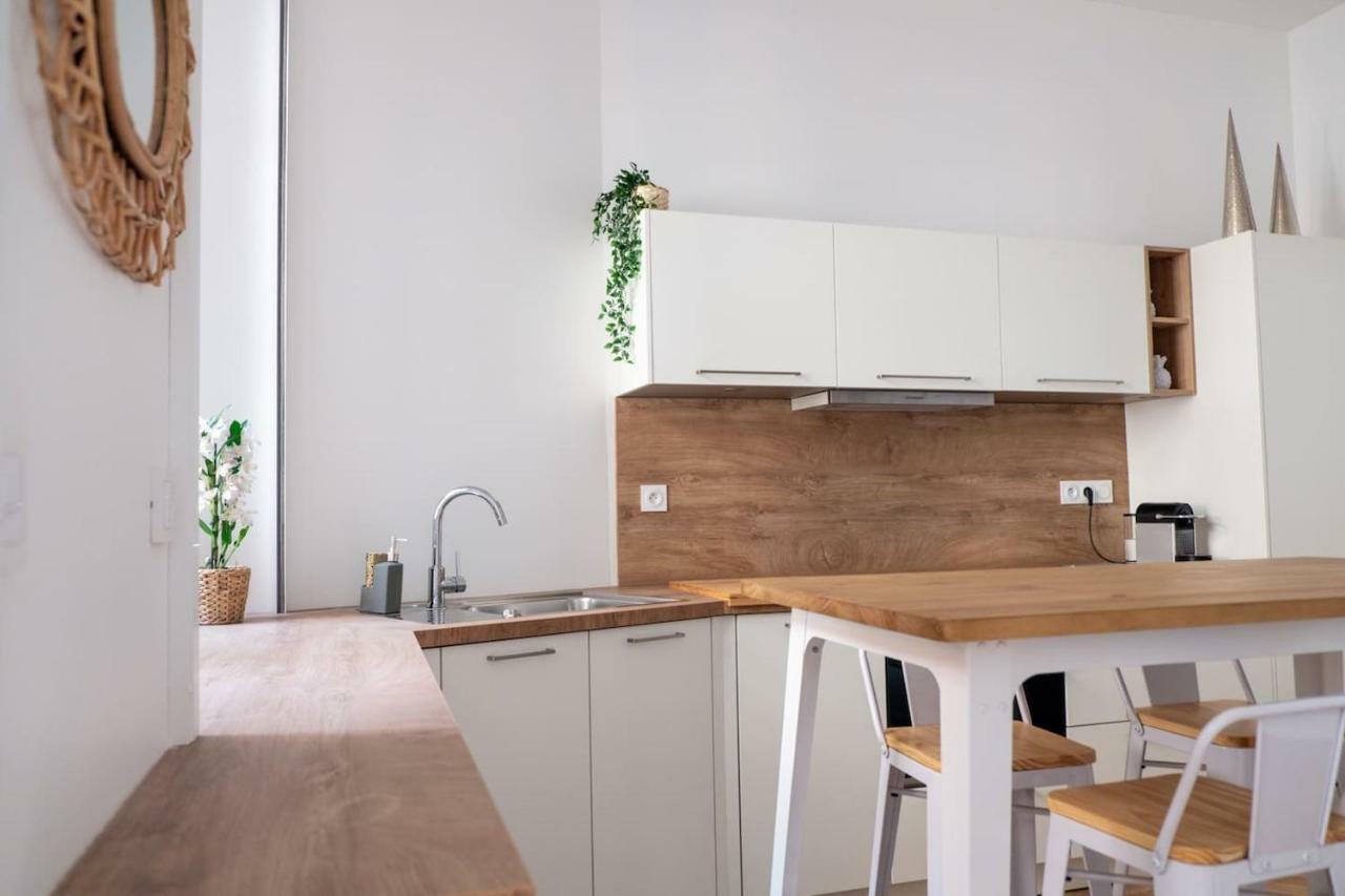 Appartamento Havre de paix- hyper centre 2/4 pers avec terrasse privée Nantes Esterno foto